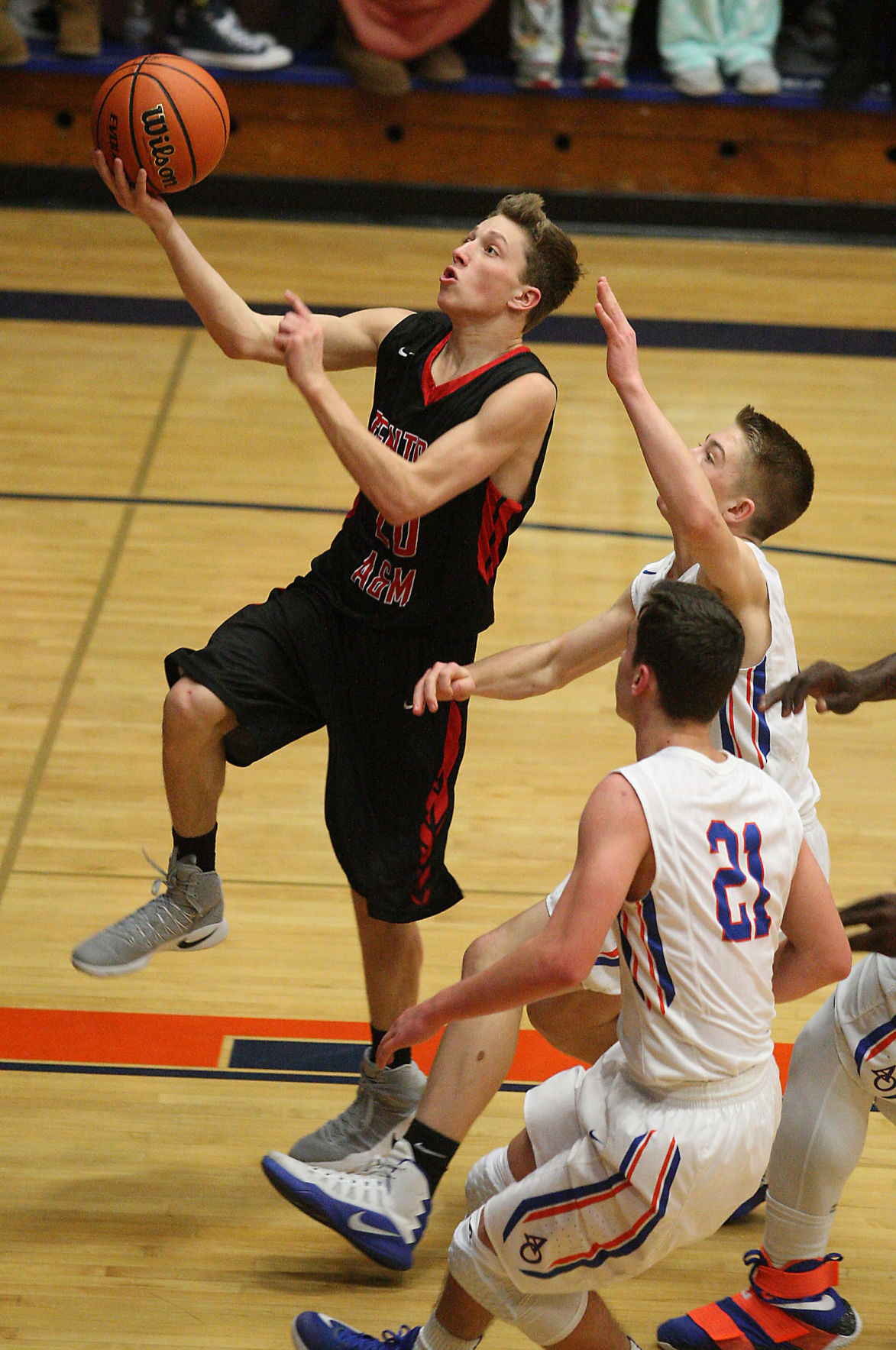 Argenta Oreana vs Central AM boys basketball 4 1.3.17.jpg
